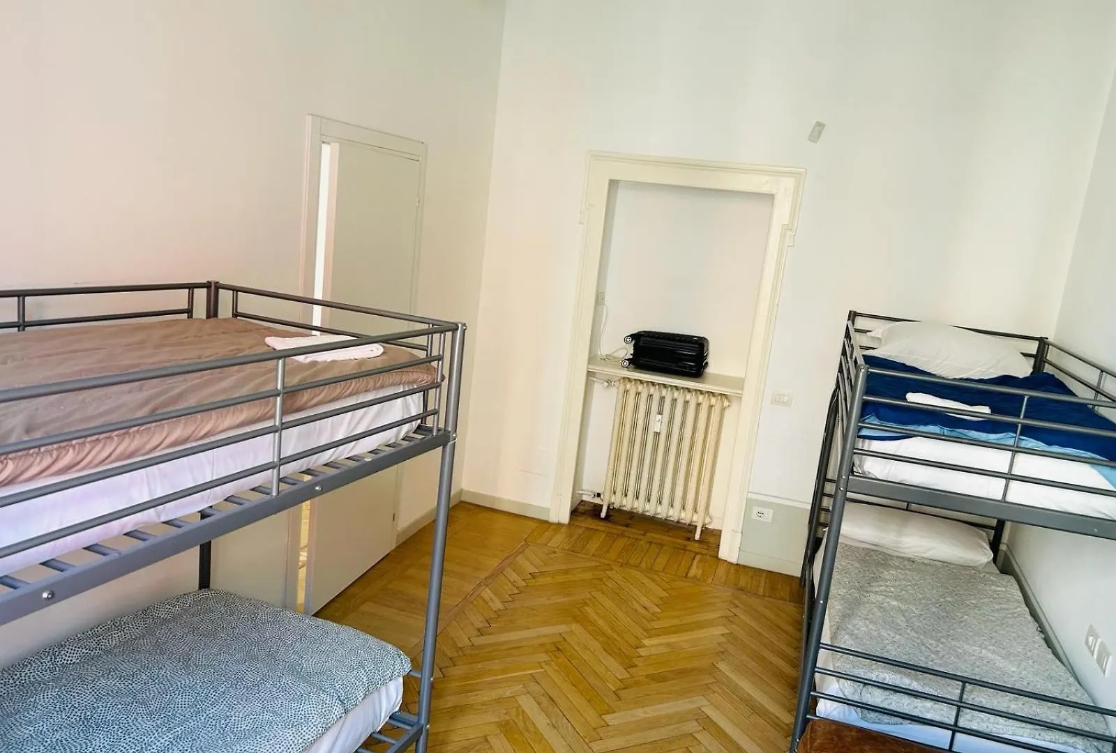 Hostel Boutique Milano 0*,  Italien